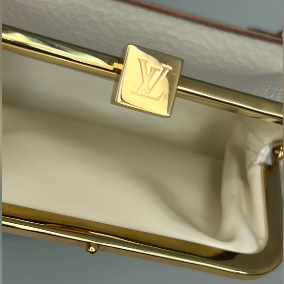 EUC LOUIS VUITTON SUHALI PORTE MONNAIE VIENNOIS COIN PURSE LEATHER WALLET - Picture 8 of 13